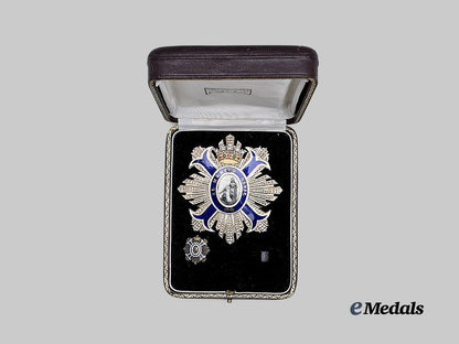 spain,_kingdom._an_order_of_civil_merit,_grand_cross_star_in_gold_and_diamonds,_c.1940_e_medals__e_u24646_3