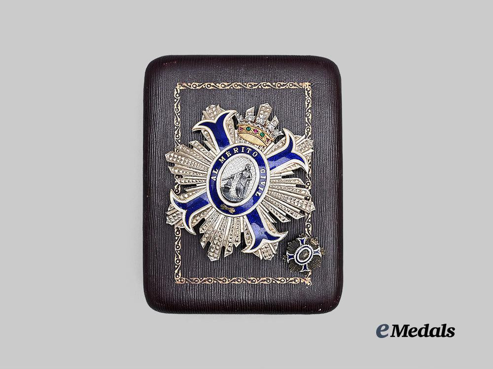 spain,_kingdom._an_order_of_civil_merit,_grand_cross_star_in_gold_and_diamonds,_c.1940_e_medals__e_u24646_5
