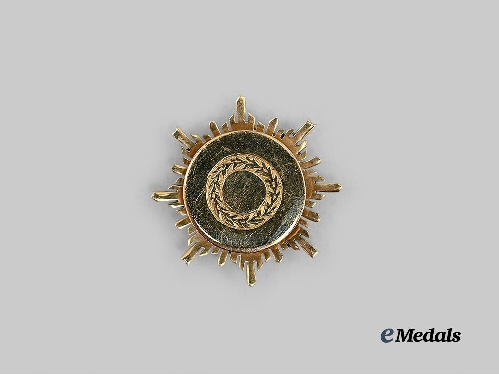 spain,_kingdom._an_order_of_agricultural_merit,_grand_cross_in_gold_and_diamonds_e_medals__e_u24655_12