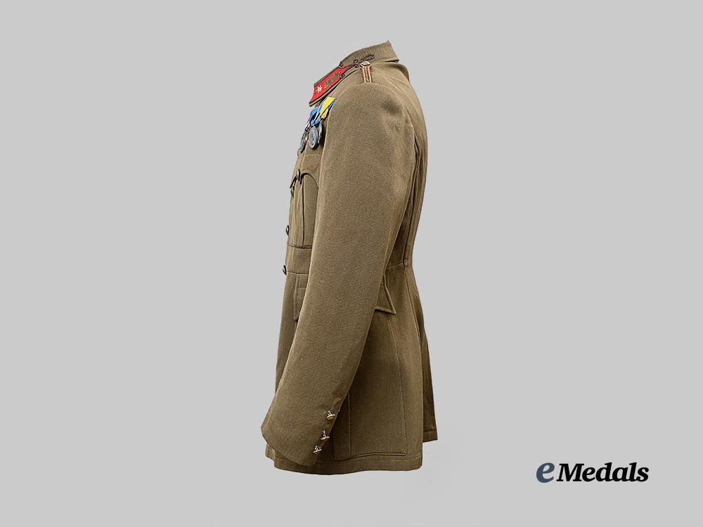 hungary,_kingdom._a_magyar_királyi_honvédség_leutnant_tunic_e_medals__e_u24660_5