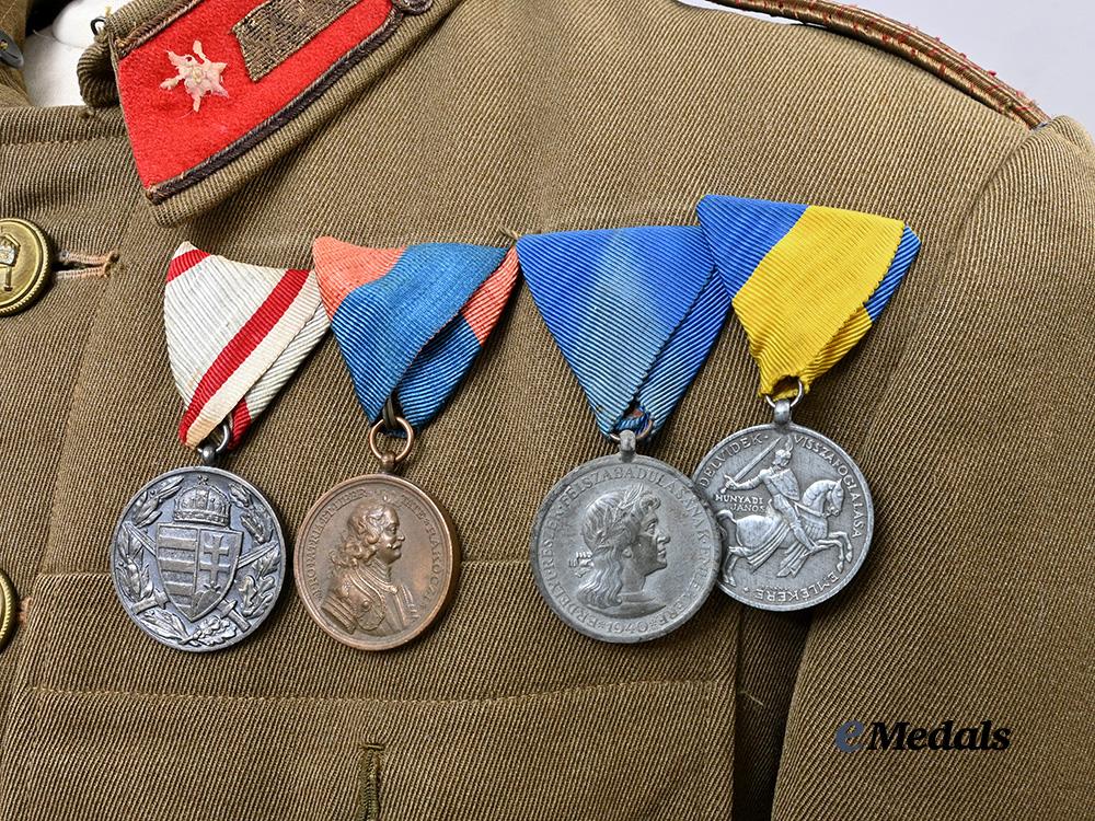 hungary,_kingdom._a_magyar_királyi_honvédség_leutnant_tunic_e_medals__e_u24660_8