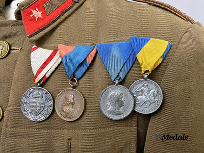 hungary,_kingdom._a_magyar_királyi_honvédség_leutnant_tunic_e_medals__e_u24660_8