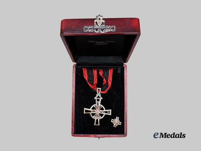 spain,_fascist_state._an_imperial_order_of_the_yoke_and_arrows,_commander_in_gold_and_diamonds,_to_emilio_anton_crespo,_c.1945_e_medals__e_u24665_3