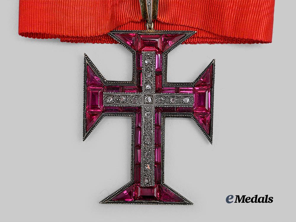 portugal,_kingdom._a_military_order_of_christ,_grand_officer_set_in_gold_and_diamonds,_c.1880_e_medals__e_u24667_8
