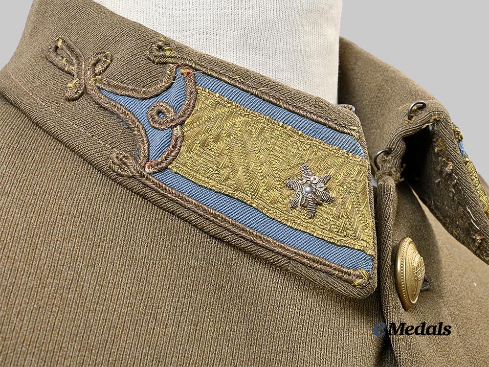 hungary,_kingdom._a_a_magyar_királyi_honvédségőrnagy/_major's_tunic_e_medals__e_u24689_11