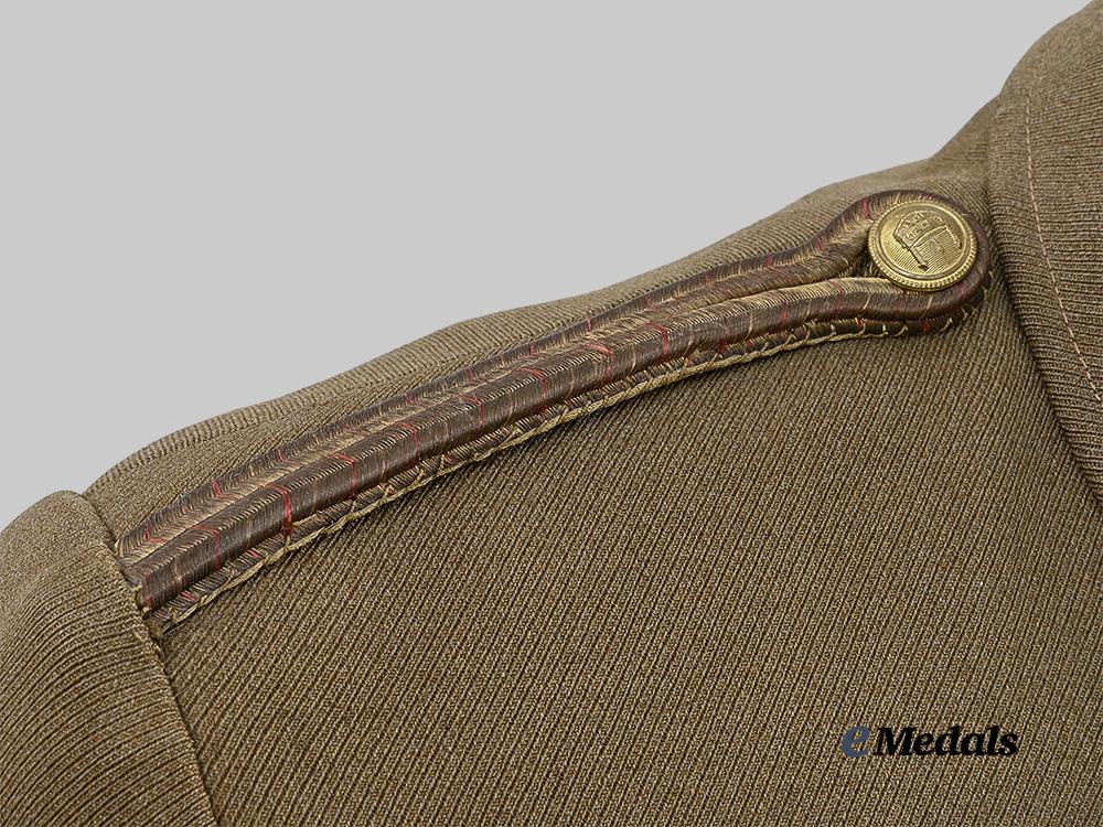 hungary,_kingdom._a_a_magyar_királyi_honvédségőrnagy/_major's_tunic_e_medals__e_u24689_8