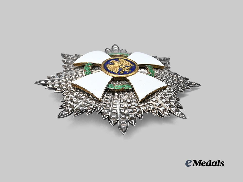 italy,_republic._an_order_of_the_roman_eagle,_grand_cross_breast_star,_c.1945_e_medals__e_u24705_3