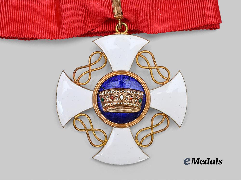 italy,_kingdom._an_order_of_the_crown,_commander_in_gold,_by_cravanzola_e_medals__e_u24709_7
