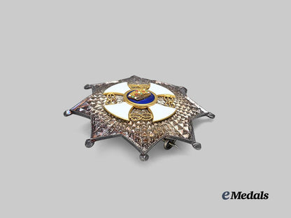 italy,_kingdom._an_order_of_the_crown,_grand_officer’s_star,_by_s._johnson,_in_gold_e_medals__e_u24713_3
