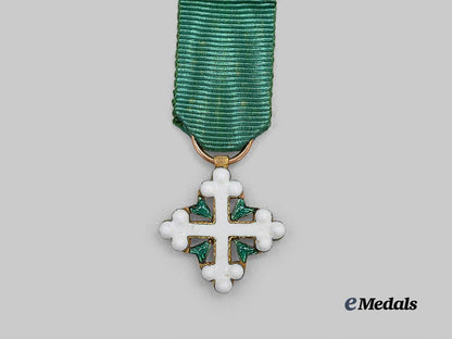 italy,_kingdom._an_order_of_st._maurice_and_st._lazarus,_knight_in_gold_e_medals__e_u24714_11