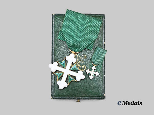 italy,_kingdom._an_order_of_st._maurice_and_st._lazarus,_knight_in_gold_e_medals__e_u24714_5