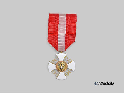 italy,_kingdom._an_order_of_the_crown,_officer_in_gold,_by_cravanzola_e_medals__e_u24715_8