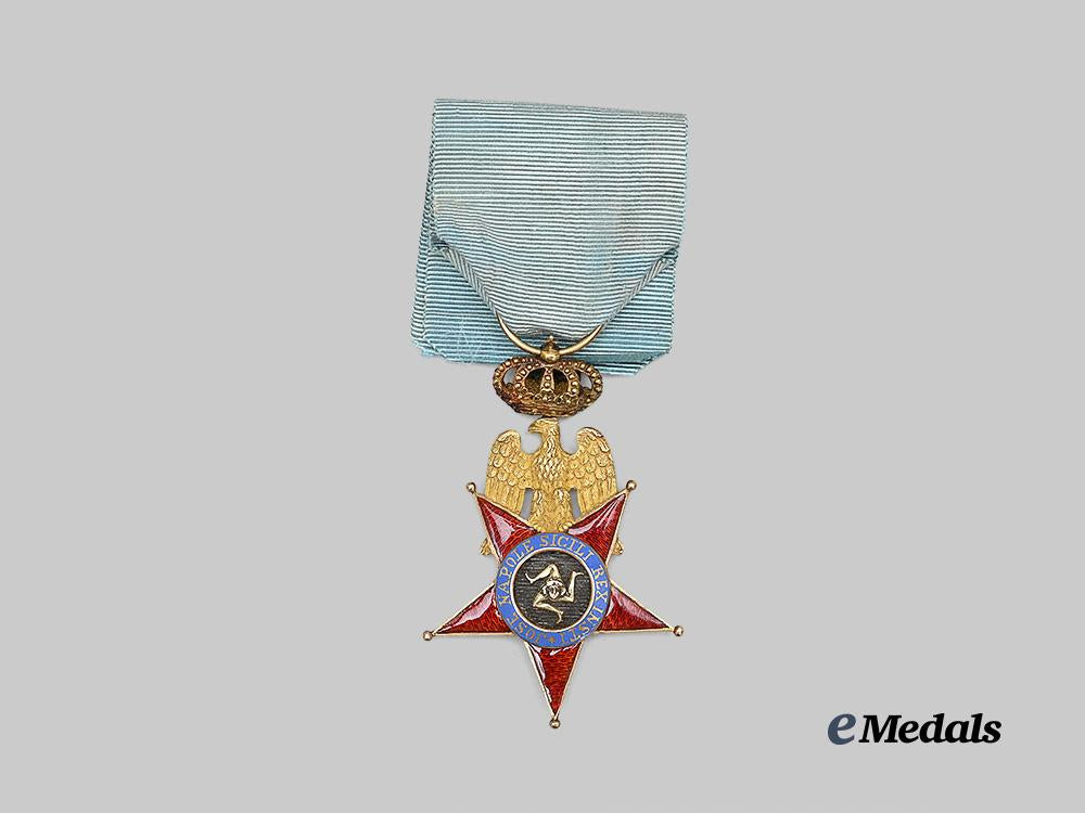 italian_states,_kingdom_of_the_two_sicilies._a_royal_order_of_the_two_sicilies,_knight_in_gold,_c.1808_e_medals__e_u24728_6