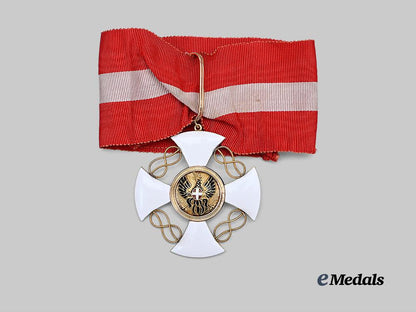 italy,_kingdom._an_order_of_the_crown,_commander_in_gold,_with_case_e_medals__e_u24745_5