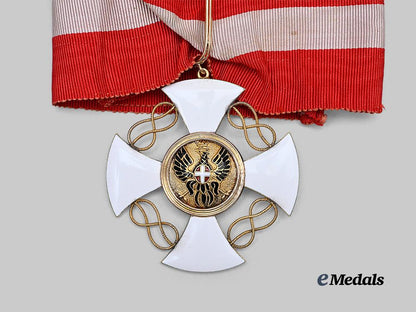 italy,_kingdom._an_order_of_the_crown,_commander_in_gold,_with_case_e_medals__e_u24745_6