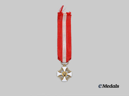 italy,_kingdom._an_order_of_the_crown,_commander_in_gold,_with_case_e_medals__e_u24745_9