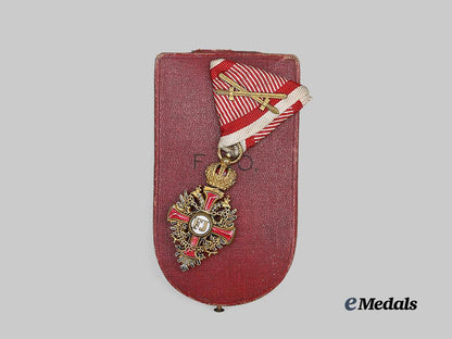 austria,_empire._order_of_franz_joseph_knight_with_war_decoration_and_swords._e_medals__e_u24761_5