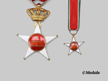 italy,_kingdom._an_order_of_the_crown,_commander_in_gold,_in_case_e_medals__e_u24768_8