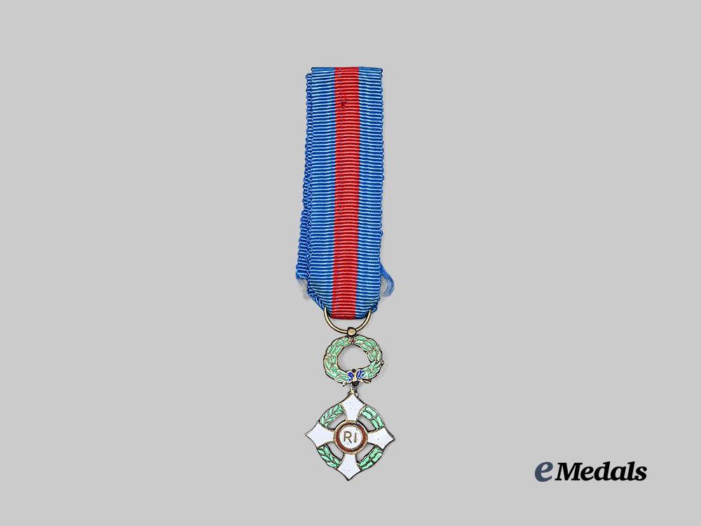 italy,_republic._an_order_of_savoy,_commander,_c.1950_e_medals__e_u24770_10