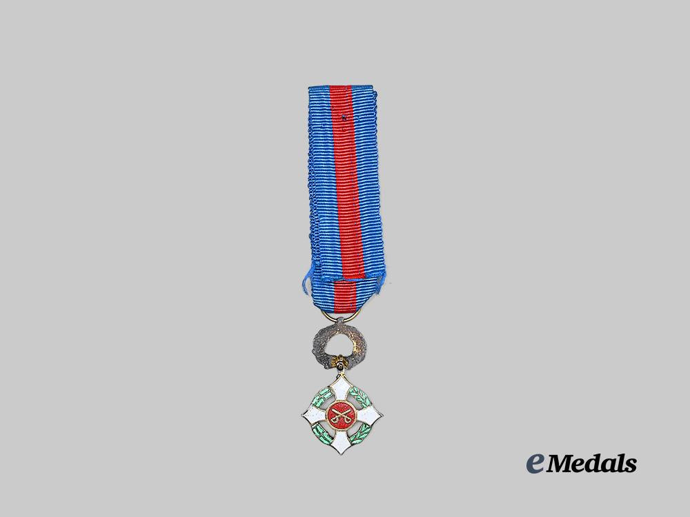 italy,_republic._an_order_of_savoy,_commander,_c.1950_e_medals__e_u24770_12