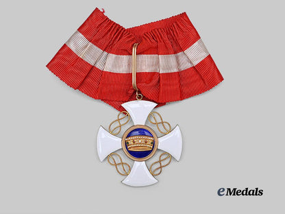italy,_kingdom._an_order_of_the_crown,_commander_in_gold,_by_giovanni_matta_e_medals__e_u24773_6