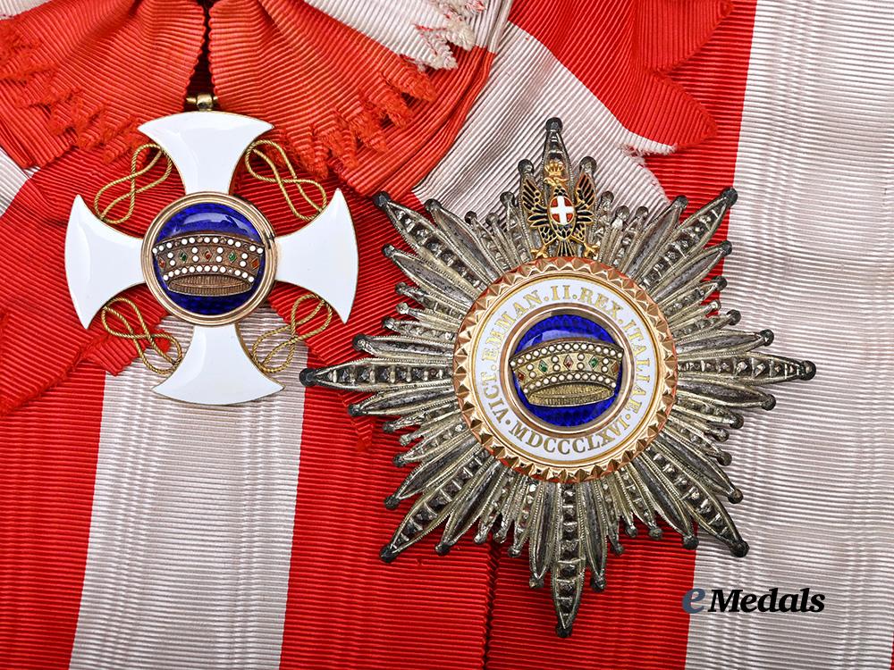 italy,_kingdom._an_order_of_the_crown_of_italy,_grand_cross_set_in_gold,_by_cravanzola_e_medals__e_u24774_6