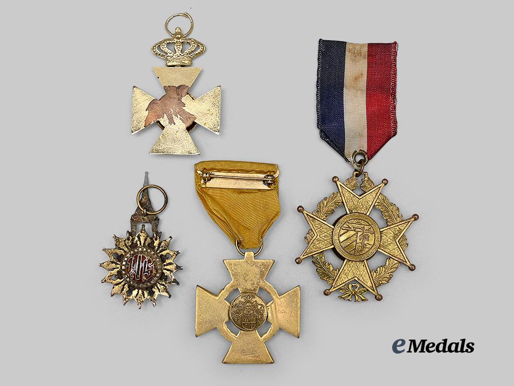 international._a_lot_of_four_orders&_decorations_e_medals__e_u24792_3