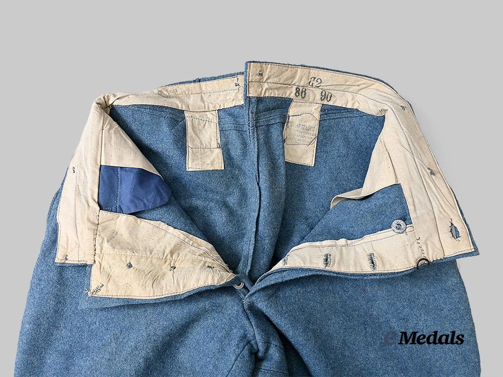 france,_republic._a_m1915_bleu_horizon_infantry_uniform_e_medals__e_u24855_14