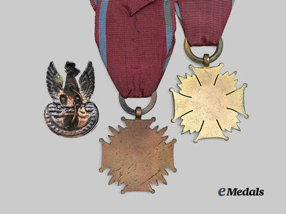 poland,_republic._two_crosses_of_merit,_i_and_i_i_i_class_and_an_army_eagle_cap_badge_e_medals__e_u24923_5