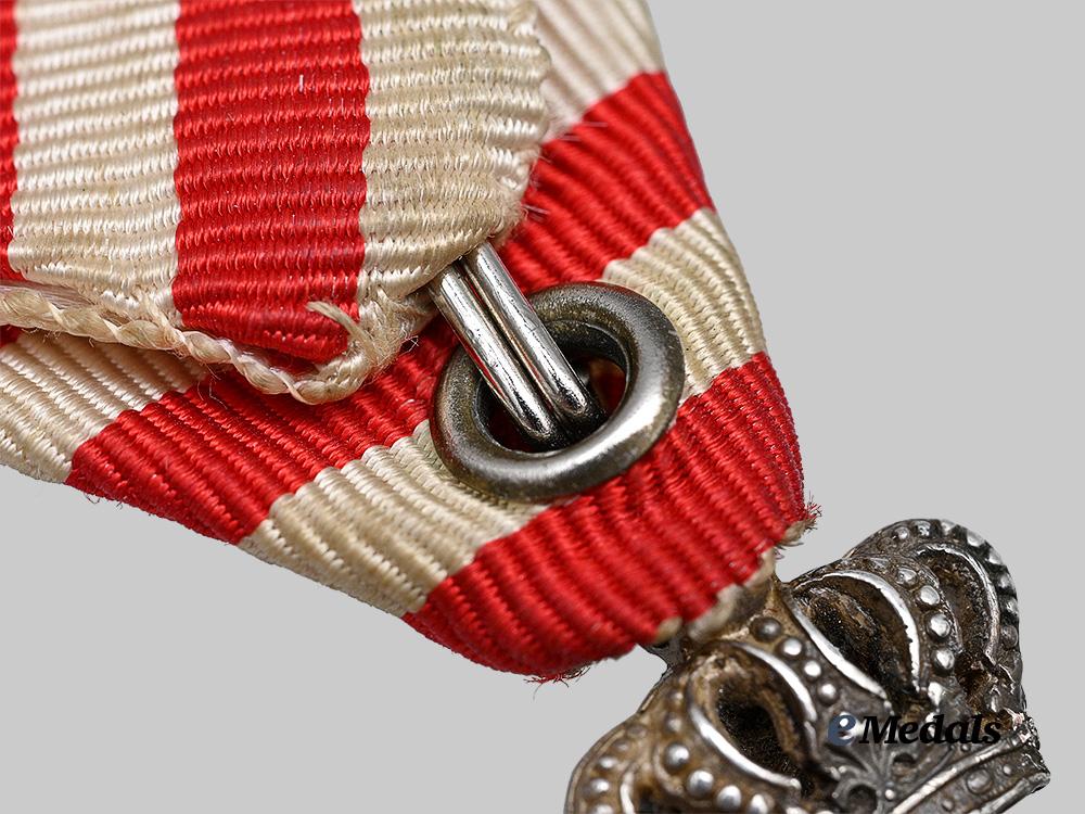 serbia,_kingdom._a_commemorative_medal_for_the_restoration_of_the_kingdom,_museum_example,_c.1970_e_medals__e_u24924_6