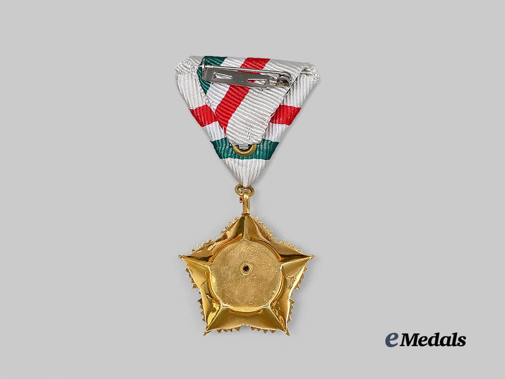 hungary,_republic._a_fourth_of_april_order_of_merit,_with_document1988_e_medals__e_u24939_9