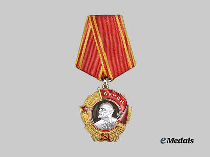 russia,_soviet_union._an_order_of_lenin,_type_six,_c.1965_e_medals__e_u24955_2