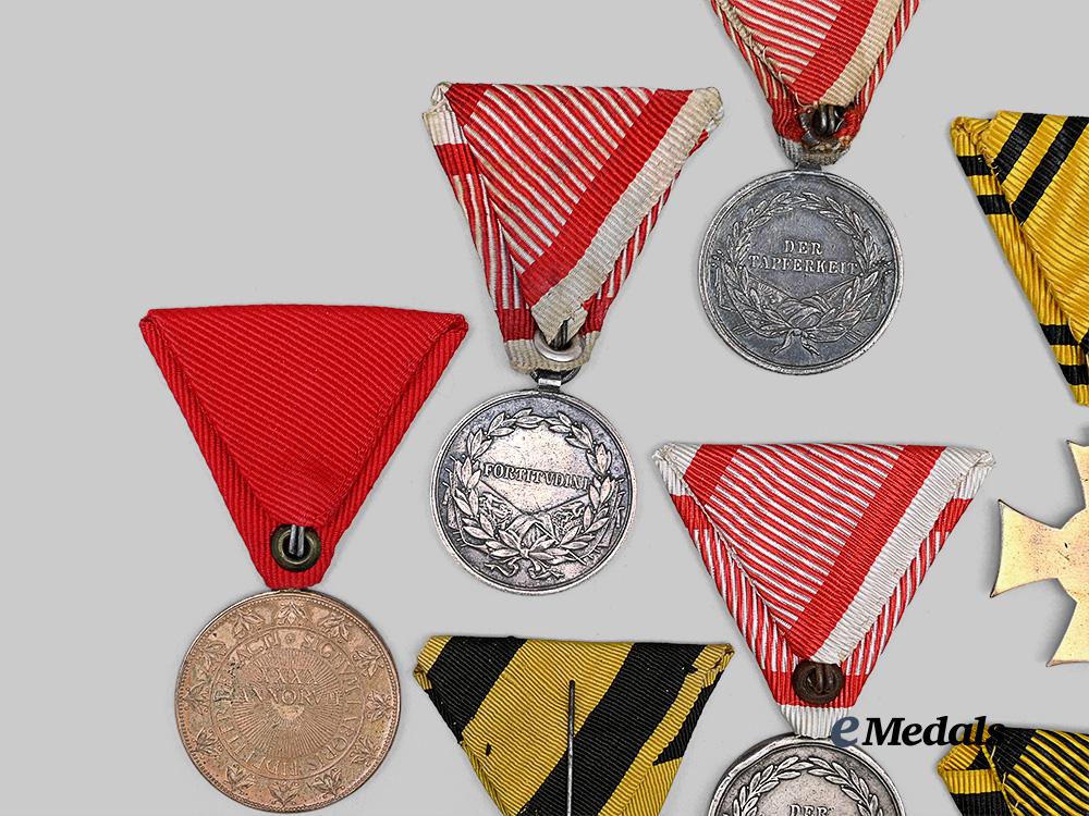 austria,_imperial._a_lot_of_ten_austrian_decorations_e_medals__e_u24979_11