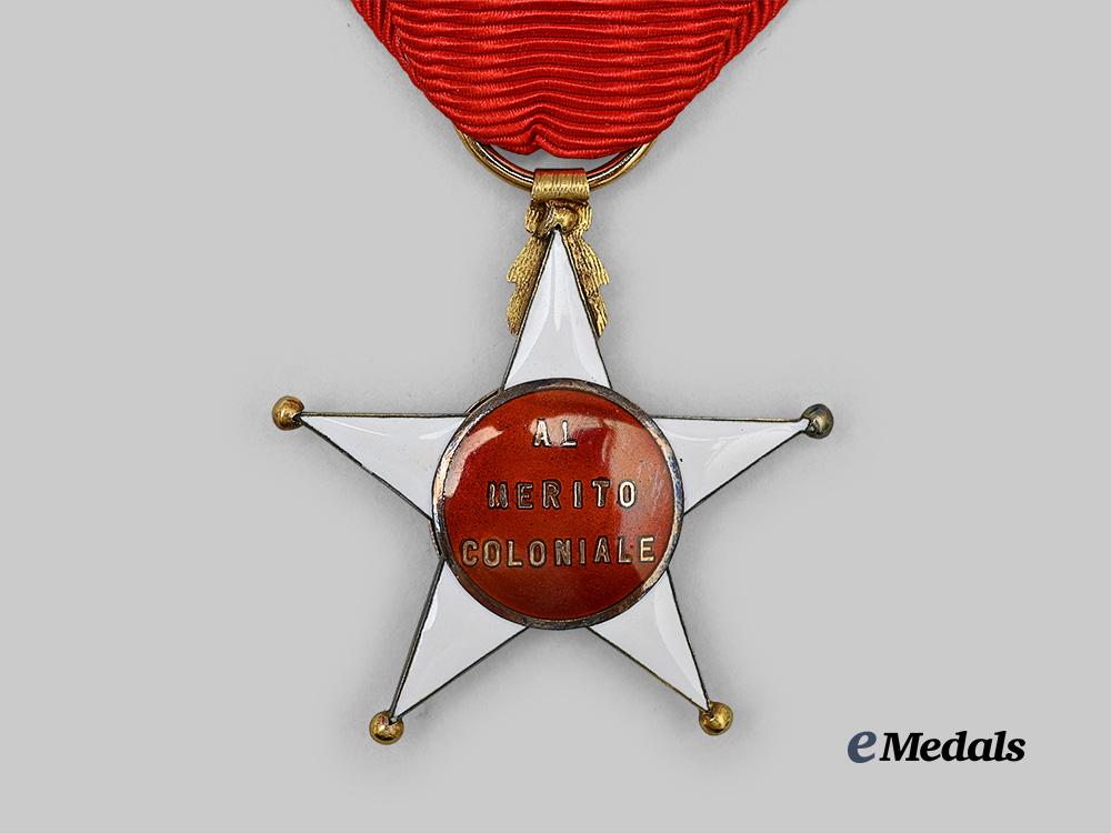 italy,_kingdom._an_order_of_the_colonial_star_of_italy,_knight_in_gold,_by_cravanzola_e_medals__e_u24989_9