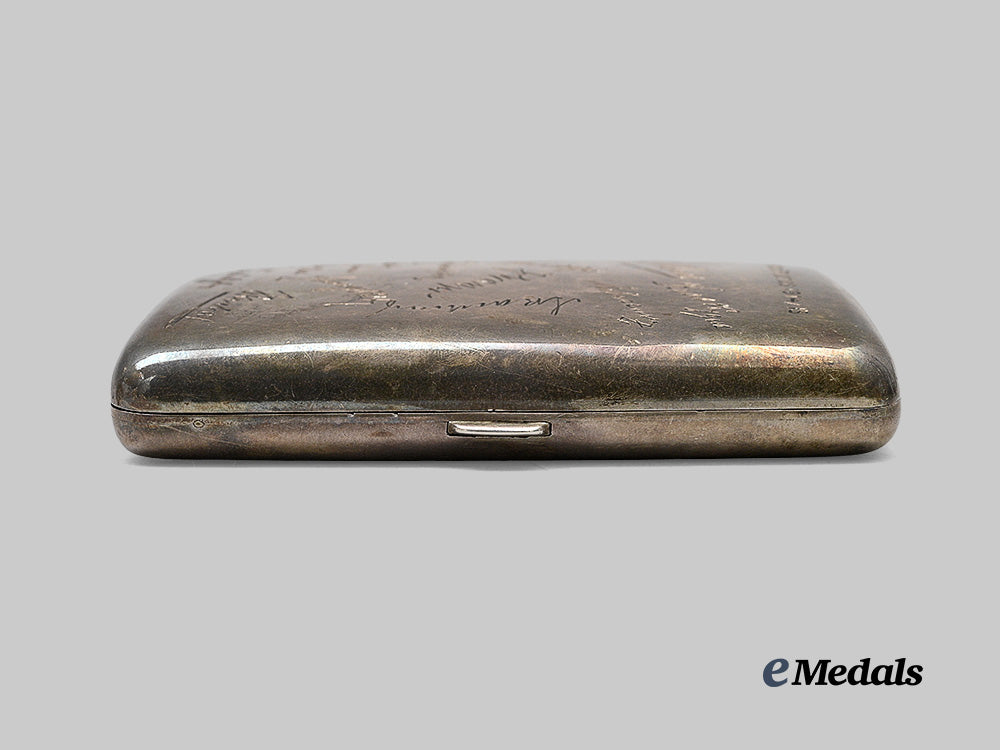 austria,_imperial._a_first_war_signed_silver_cigarette_case,6._infanterie-_truppendivision,_kommando_feld2,_in_case_e_medals__e_u24992_10