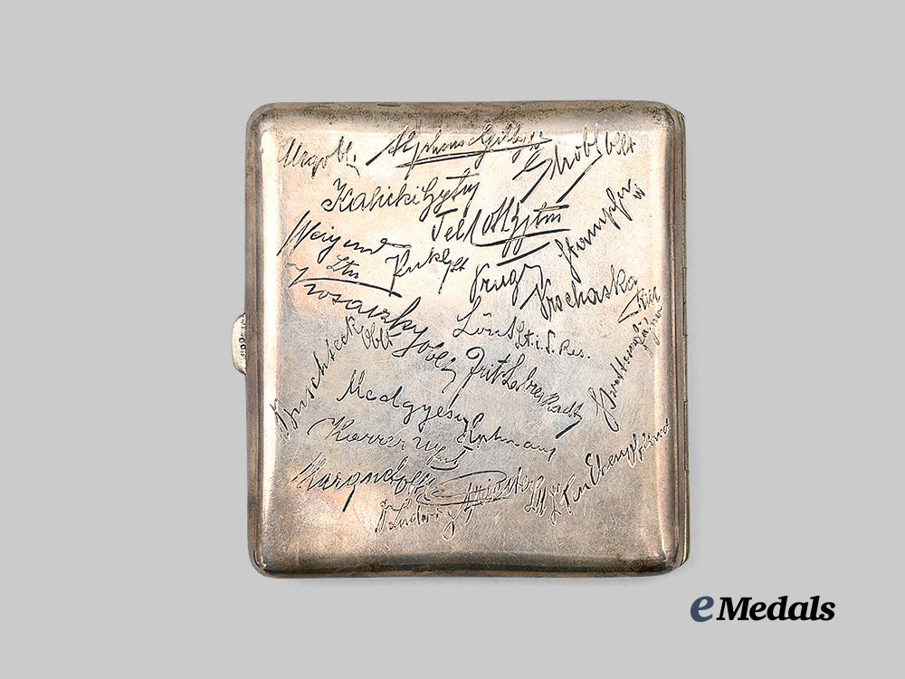 austria,_imperial._a_first_war_signed_silver_cigarette_case,6._infanterie-_truppendivision,_kommando_feld2,_in_case_e_medals__e_u24992_8