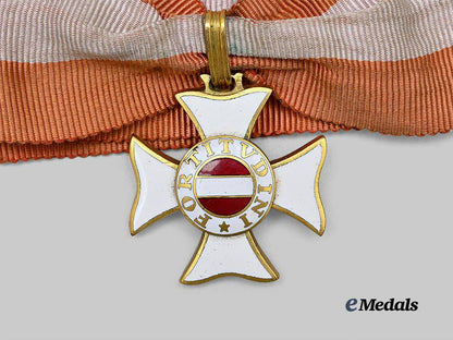 austria,_imperial._an_order_of_maria_theresa,_knight_by_rothe,_c.1960_e_medals__e_u24994_3