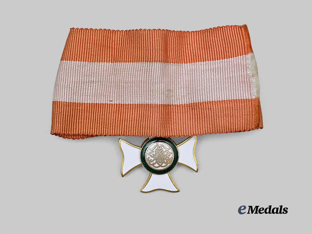 austria,_imperial._an_order_of_maria_theresa,_knight_by_rothe,_c.1960_e_medals__e_u24994_4