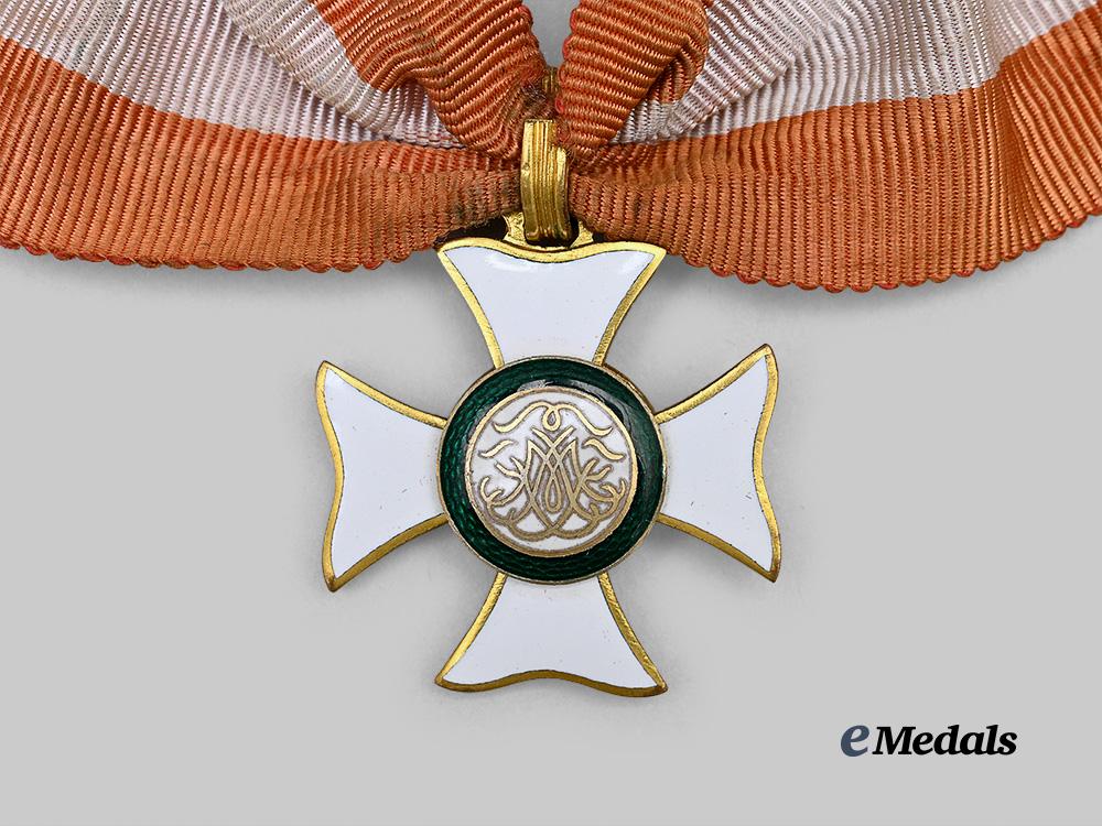 austria,_imperial._an_order_of_maria_theresa,_knight_by_rothe,_c.1960_e_medals__e_u24994_5