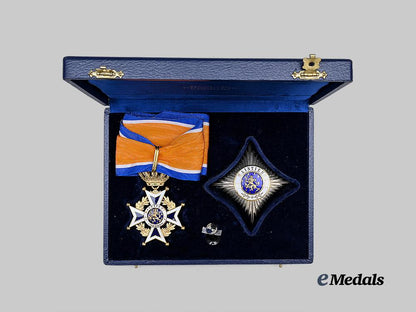 netherlands,_kingdom._an_order_of_orange-_nassau,_grand_officer_set_in_case_e_medals__e_u25000_3