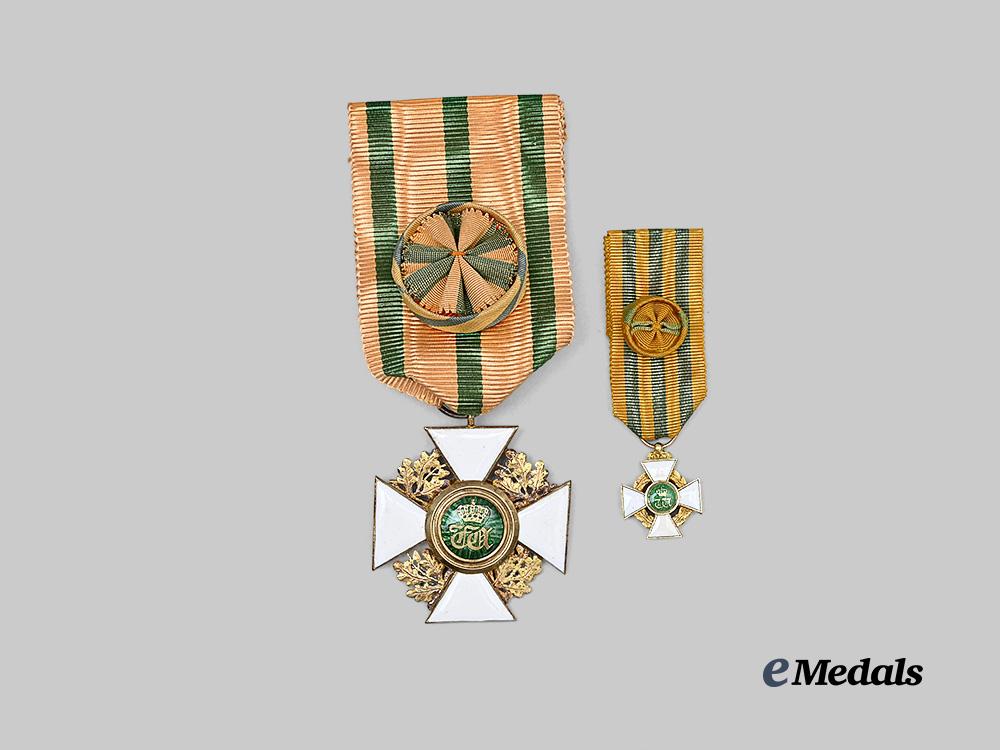 luxembourg,_kingdom._an_order_of_the_oak_crown,_officer_in_gold,_c.1880_e_medals__e_u25003_2