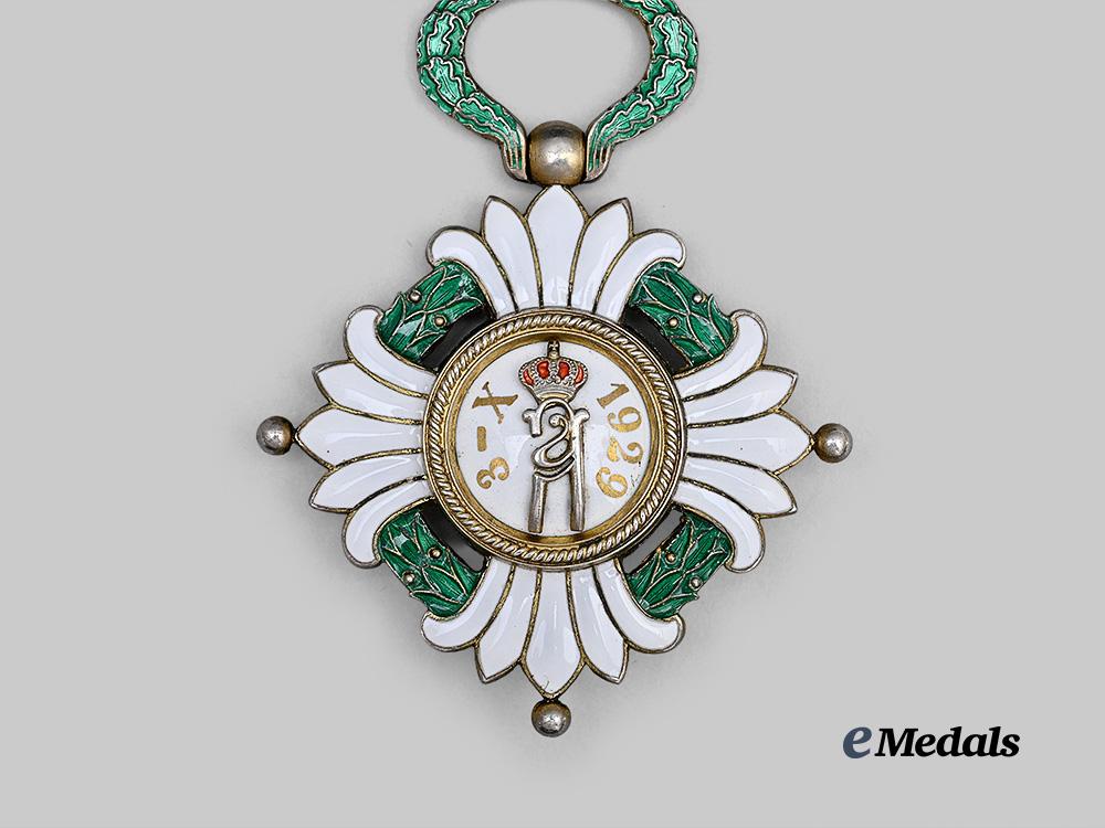 yugoslavia,_kingdom._an_order_of_the_crown,_i_i._class_grand_officer's_set,_c.1940_e_medals__e_u25005_6