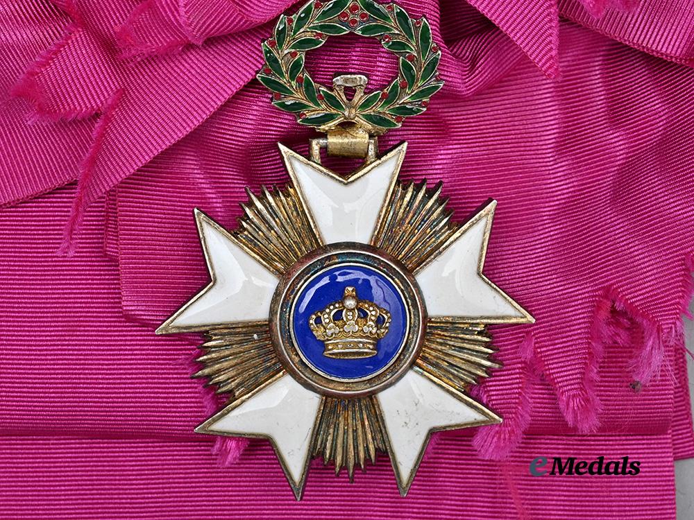 belgium,_kingdom._an_order_of_the_crown,_grand_cross_set,_by_henri_walravens_c.1950_e_medals__e_u25006_4