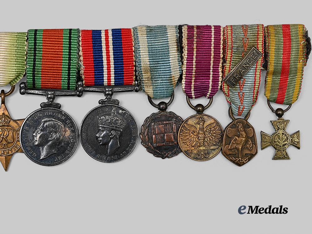 poland,_republic._a_period_order_of_virtuti_militaria&_air_crew_europe_miniature_bar_e_medals__e_u25037_3