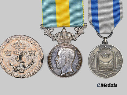 europe._a_lot_of_three_awards&_insignia_e_medals__e_u25049_3