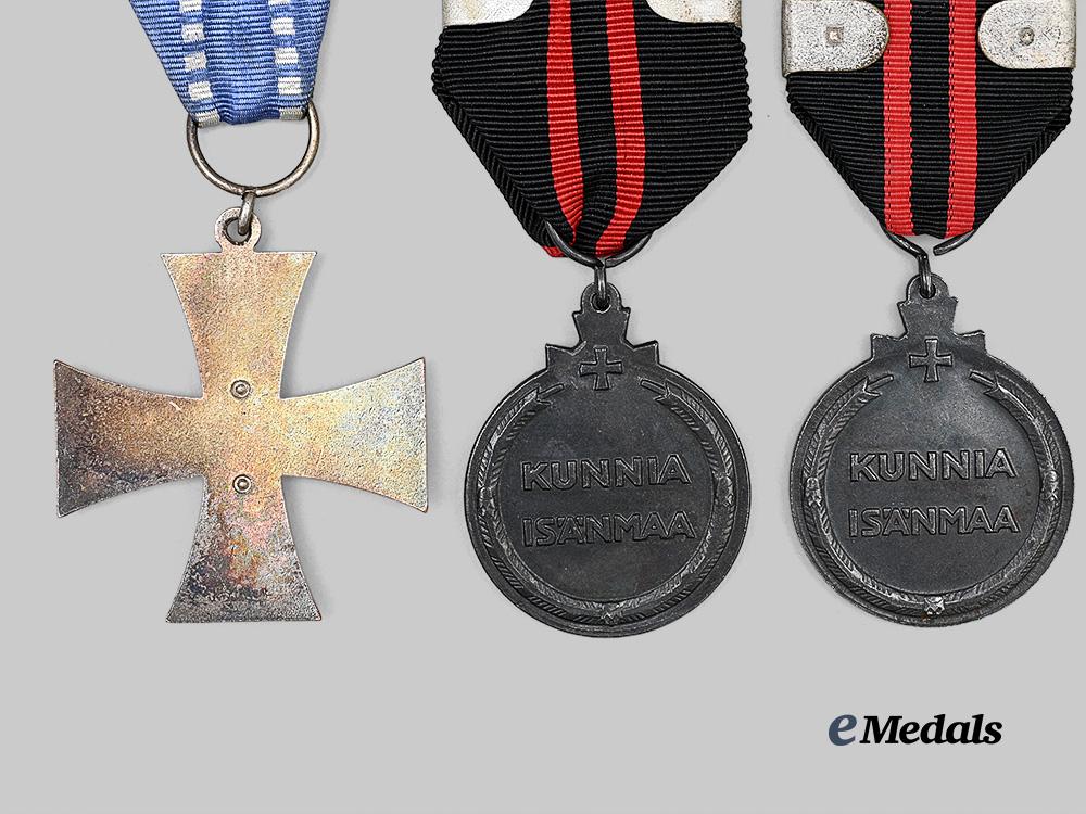 finland,_republic._a_lot_of_three_decorations&_awards_e_medals__e_u25051_5
