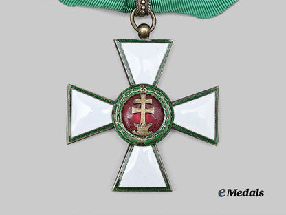 hungary._an_order_of_merit,_second_class_commander's_neck_badge_e_medals__e_u25053_3