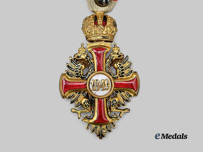 austria,_imperial._an_order_of_franz_joseph,_knight_in_case_by_wilhelm_kunz,_c.1917_e_medals__e_u25055_9