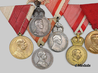 austria,_empire._a_lot_of_medals&_decorations_e_medals__e_u25057_4