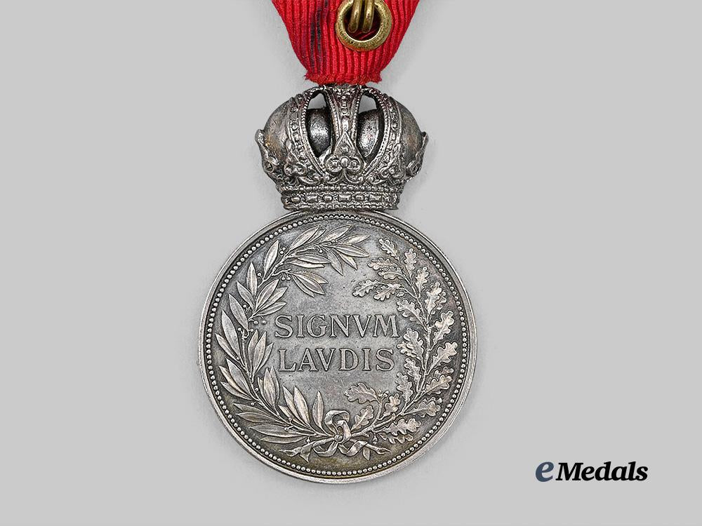 austria,_imperial._a_military_merit_medal,_franz_joseph,_in_silver_e_medals__e_u25061_5